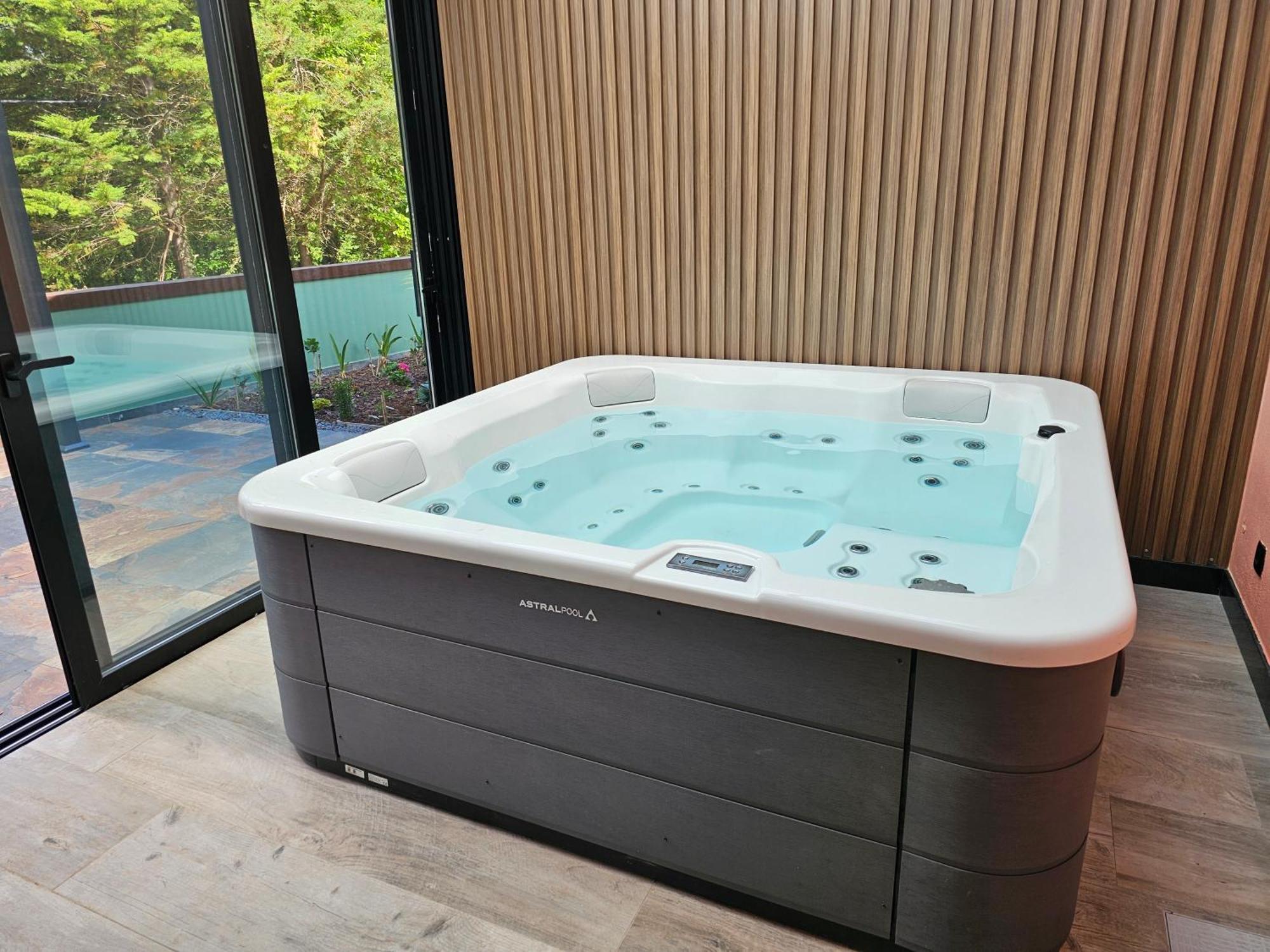 Casa Requinte - Jacuzzi Villa Arco da Calheta  Luaran gambar